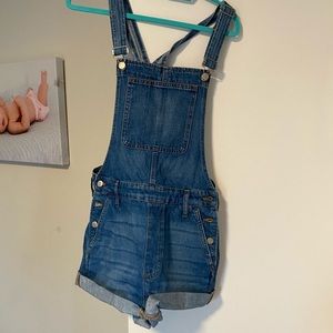 Madewell denim overall shorts size M